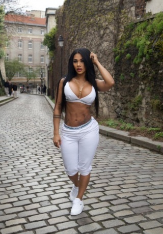 Karla. 1